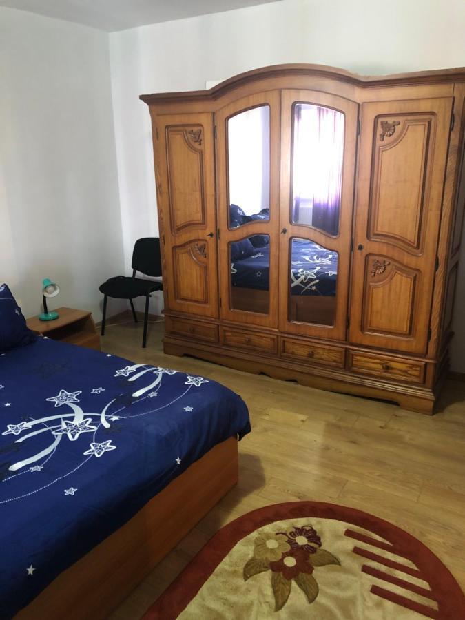 Studio In Craiova Esterno foto